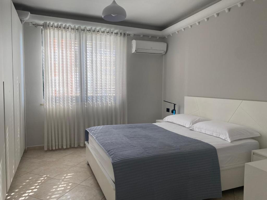 Laureta Çako Apartment Tiran Dış mekan fotoğraf